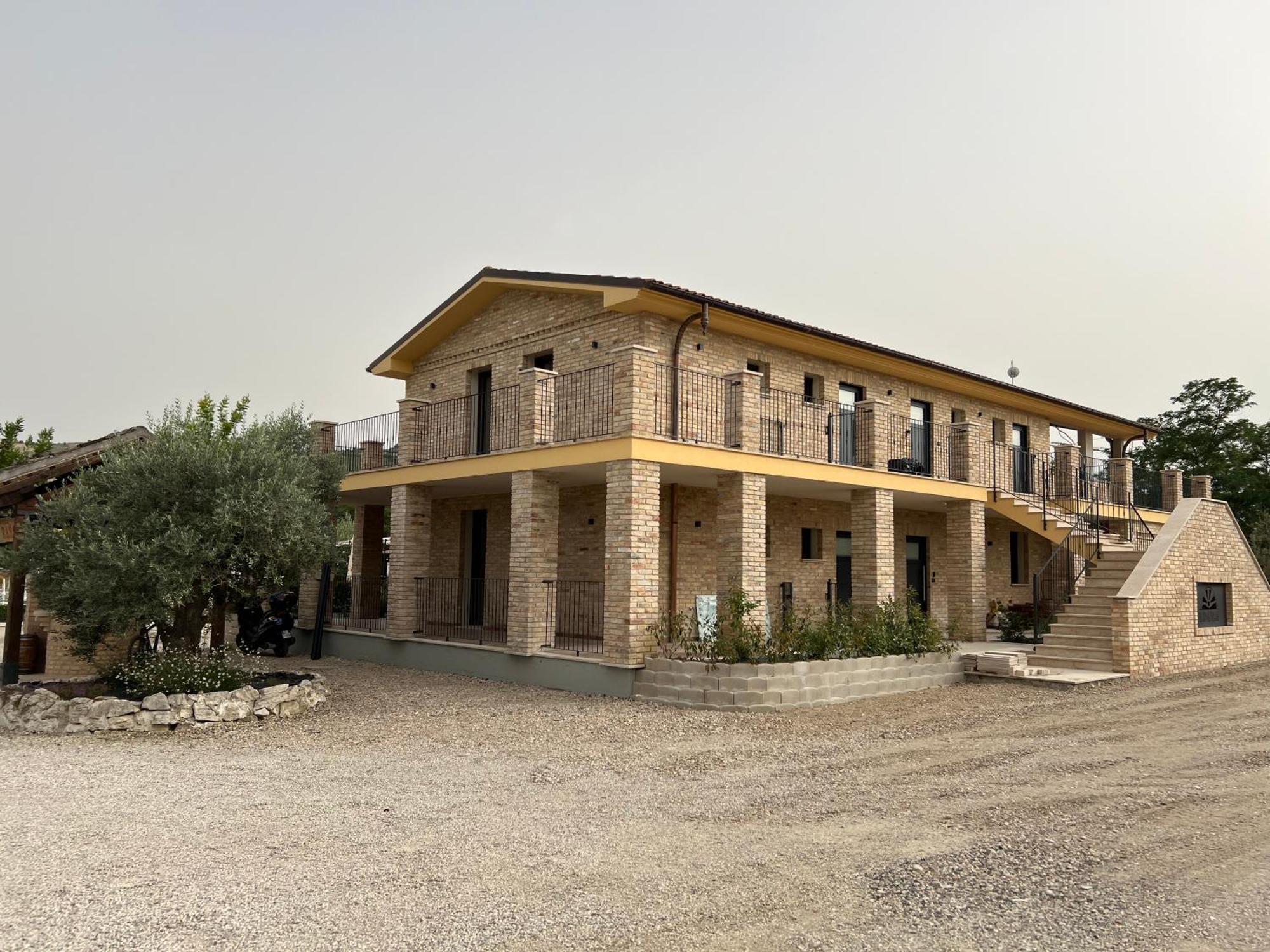 Ll Crinale Village Colli del Tronto Esterno foto